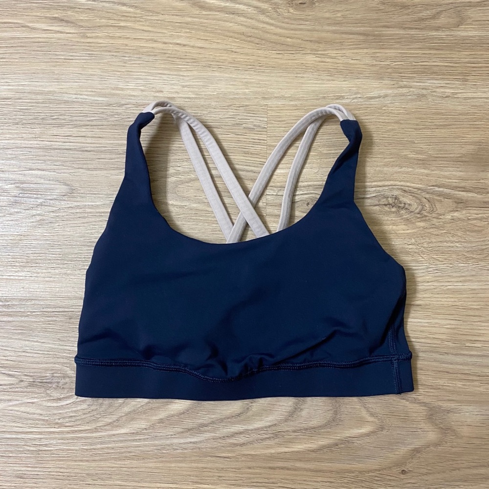 Lululemon Free to be Bra